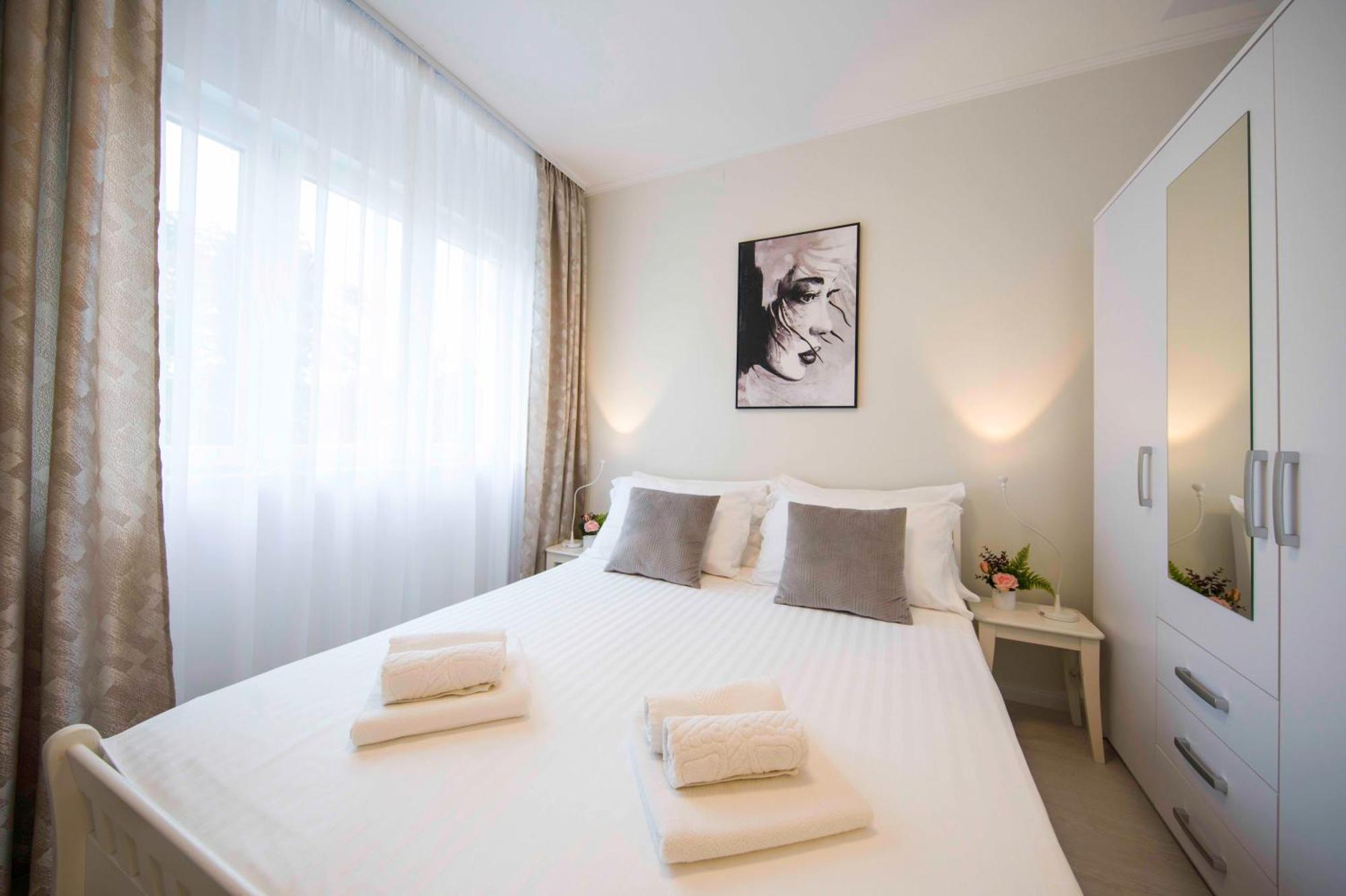 A-More Accommodation Split Buitenkant foto